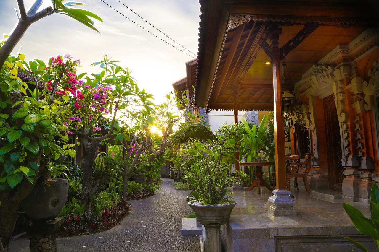 Donna Homestay Sanur Esterno foto