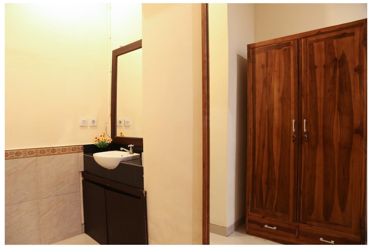 Donna Homestay Sanur Esterno foto