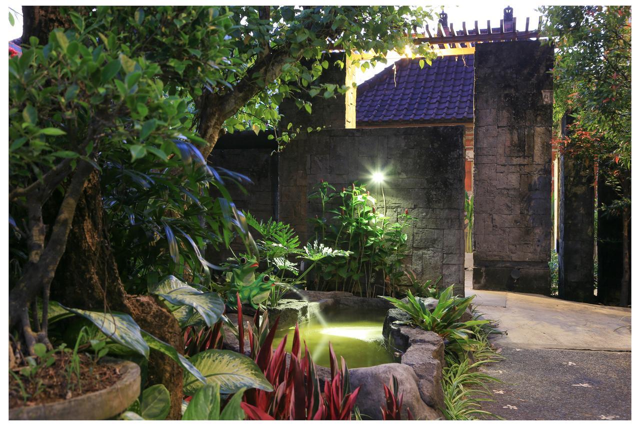 Donna Homestay Sanur Esterno foto